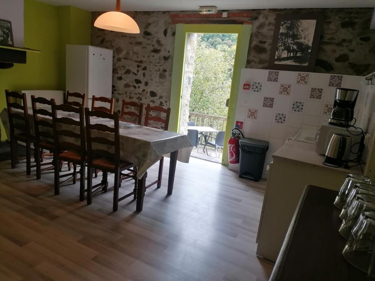 Auberge Chez Gabrielle - Vallee De Lesponne Beaudean Bagian luar foto